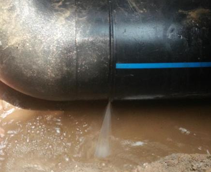 耿马楼顶渗水维修公司为大家分享下耿马卫生间漏水维修修补技术!